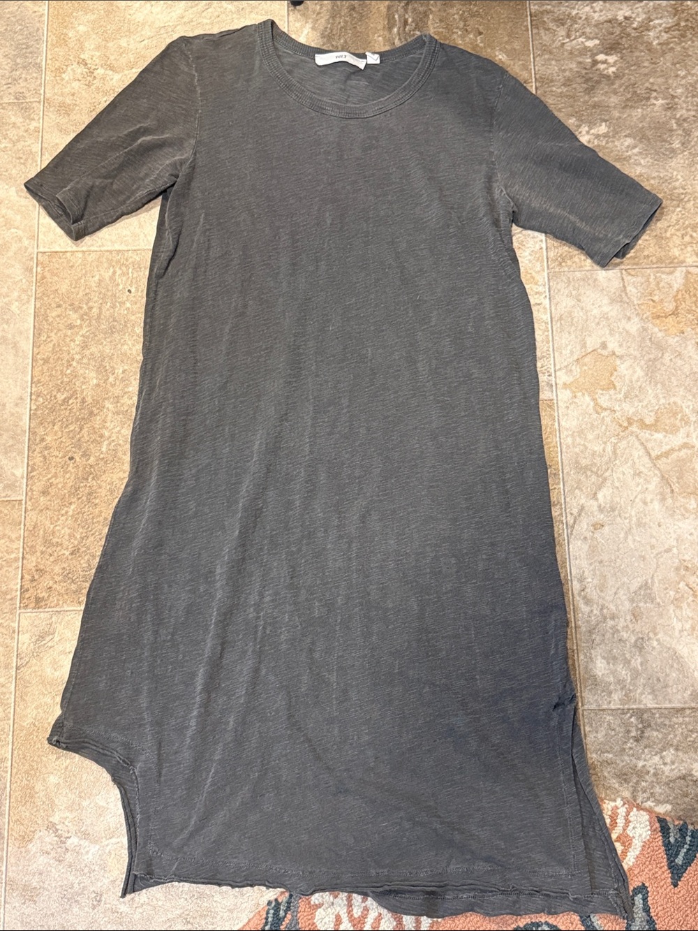 Wilt Slub Short Sleeve Cutout Hem Tee Dress in Distressed Black